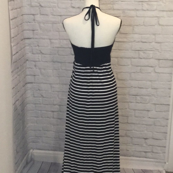 NWT, Kareenas, Navy and White Striped Loose & Light Cotton Maxi Dress - Medium - Picture 4 of 5